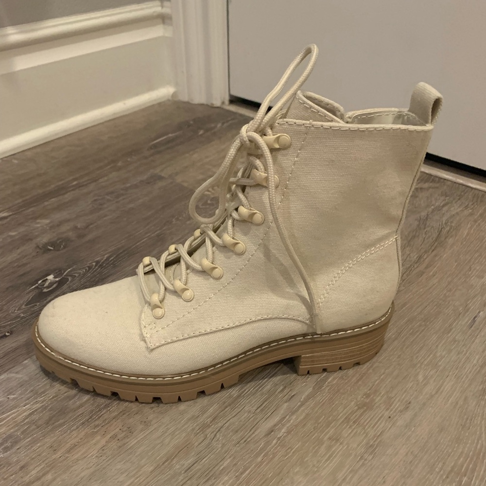 Women’s boots